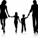 Efectos de la expulsión y devolución de extranjeros en España Autorización de residencia independiente de familiares reagrupados