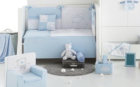 edredon de cuna de bebé con osito en color azul precioso