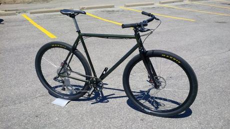 RSD Catalyst 700 Plus, una interesante propuesta para ciclismo urbano que se puede extender hacia circuitos llenos de grava