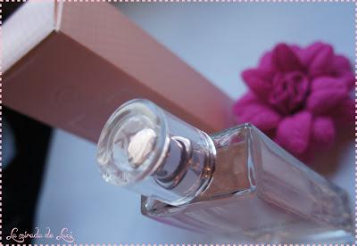 ABRIL HUELE A… Yves Rocher, Comme une Evidence.