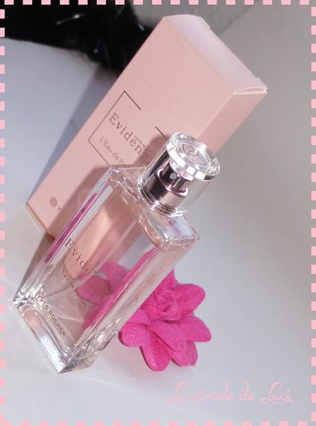 ABRIL HUELE A… Yves Rocher, Comme une Evidence.