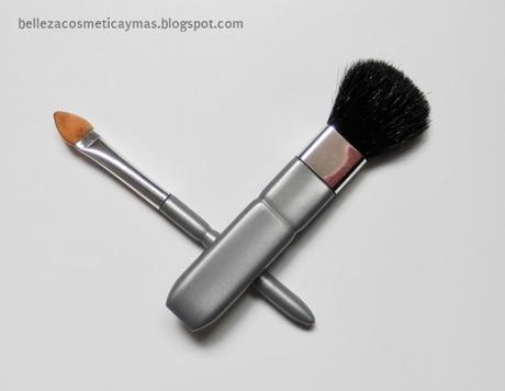Brocha y aplicador de sombras de Carrefour