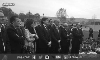 NO-DO PRESENTA: Maceda perdida entre calles Del Bosque, banderas, autoridades y niños utilizados