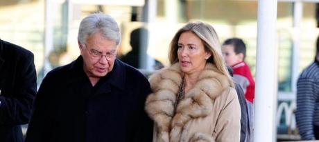 el-retiro-dorado-de-mar-garcia-vaquero-junto-a-felipe-gonzalez