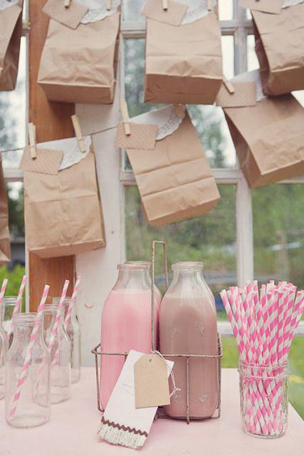 DECORAR UNA MESA DULCE CON PAPEL KRAFT