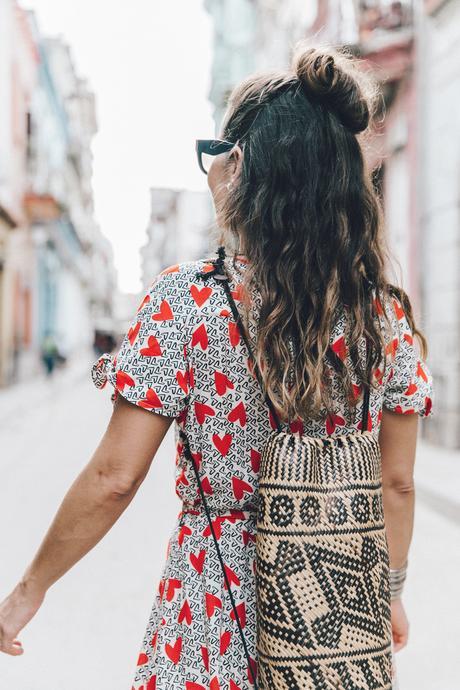 Habana Vieja Cuba-La_Habana_Vieja-Hearts_Dress-Styled_By_Me-Aloha_Espadrilles-Outfit-Street_Style-Dress-Backpack-22