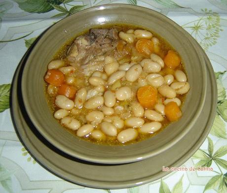 Puchero de alubias de cordero