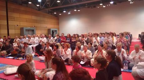 (Ananda Vahini - Edición 21 - 28 de abril el año 2016)