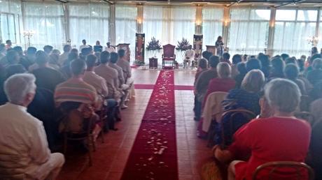 (Ananda Vahini - Edición 21 - 28 de abril el año 2016) (Ananda Vahini - Edición 21 - 28 de abril el año 2016)