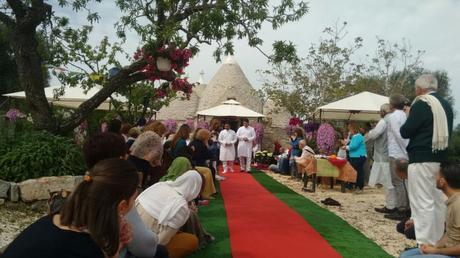 (Ananda Vahini - Edición 21 - 28 de abril el año 2016) (Ananda Vahini - Edición 21 - 28 de abril el año 2016)