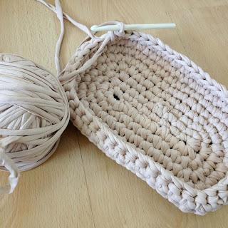 CESTO PARA MUÑECO A TRAPILLO