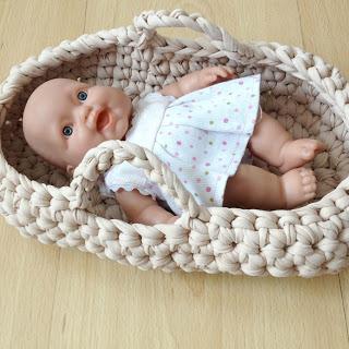 CESTO PARA MUÑECO A TRAPILLO