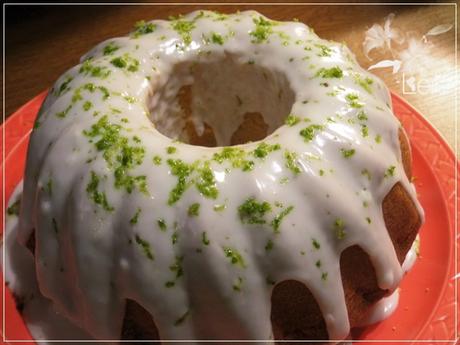 Juego de blogueros 2.0: Buntcake de limon con glasa de limon