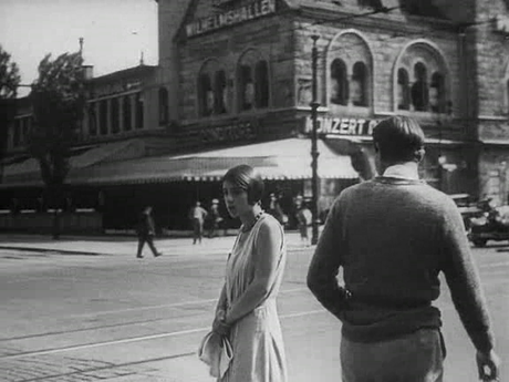 Menschen am Sonntag - 1930