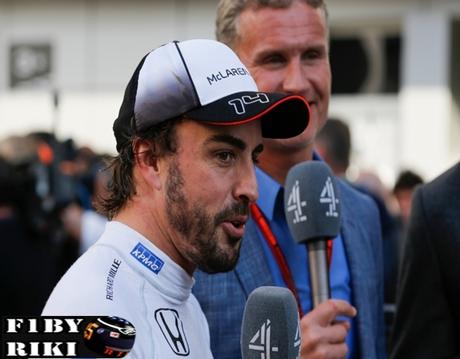 McLaren mete a sus dos monoplazas en la zona de puntos, Alonso culmina sexto y Button décimo