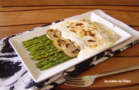 Gratinado de espárragos y champiñones