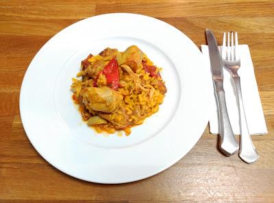 Paella de carne