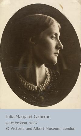 JULIA MARGARET CAMERON: EL LENGUAJE DE LAS MIRADAS PERDIDAS