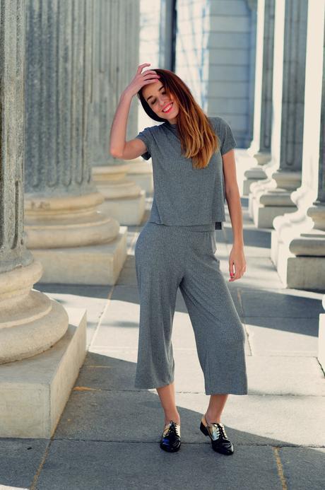 CONJUNTO CON PANTALONES CULOTTES CONJUNTO CON PANTALONES CULOTTES