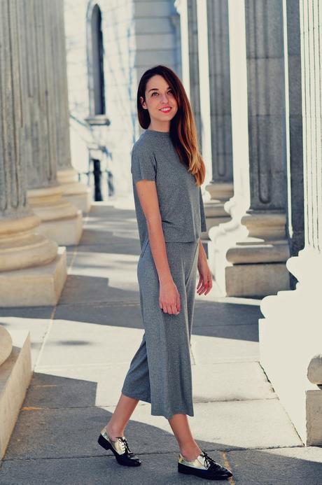 CONJUNTO CON PANTALONES CULOTTES CONJUNTO CON PANTALONES CULOTTES