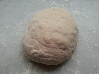 PAN PRIMAVERA CON MIEL Y AMAPOLA