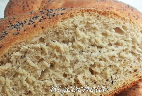 PAN PRIMAVERA CON MIEL Y AMAPOLA