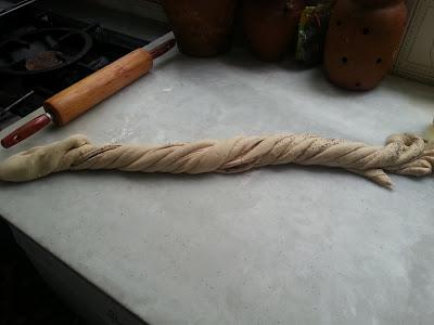 PAN PRIMAVERA CON MIEL Y AMAPOLA