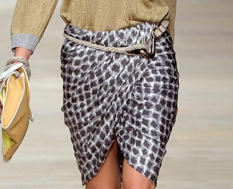 ¿Sabías que las faldas pueden ser un gran aliado en tus outfits?