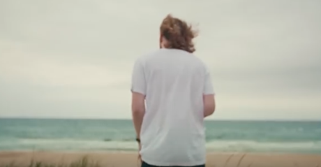 Ojos que no ven, corazón que se emociona