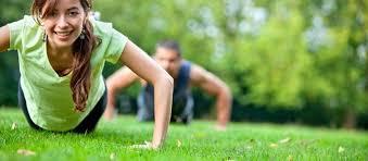 Dieta desequilibrada y falta de ejercicio: una mala combinación Dieta desequilibrada y falta de ejercicio: una mala combinación