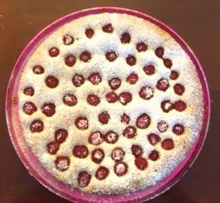 BIZCOCHO DE FRAMBUESAS Y MASCARPONE