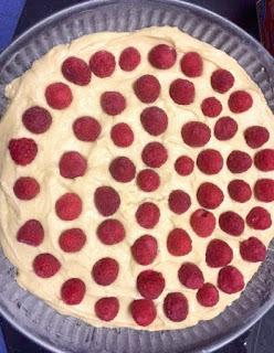 BIZCOCHO DE FRAMBUESAS Y MASCARPONE