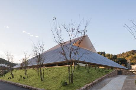 NAOSHIMA HALL DE HIROSHI SAMBUICHI EN JAPÓN