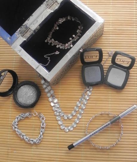 Combinando complementos y maquillaje: Algunas ideas.