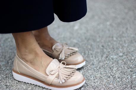 con aires de gondolero...