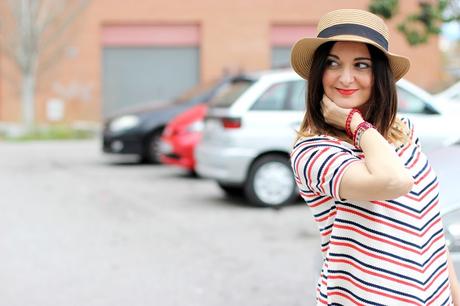 con aires de gondolero...