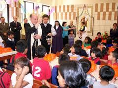 LAS OBRAS DE MISERICORDIA EN EL PERÚ VI. Dar de comer al hambriento