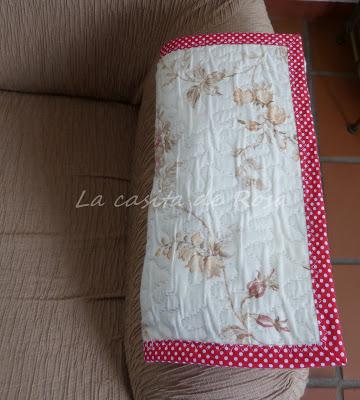 Costurero de tela y alfiletero