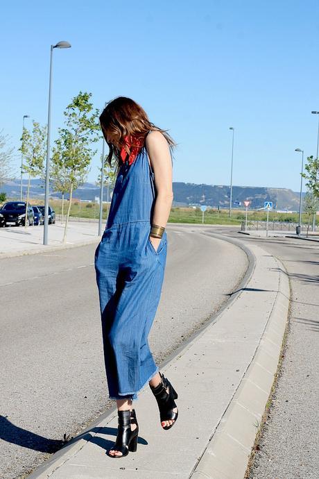 mono CULOTTE SIN ESPALDA mono CULOTTE SIN ESPALDA