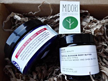 Midori:manteca corporal de monoi y exfoliante de almendras