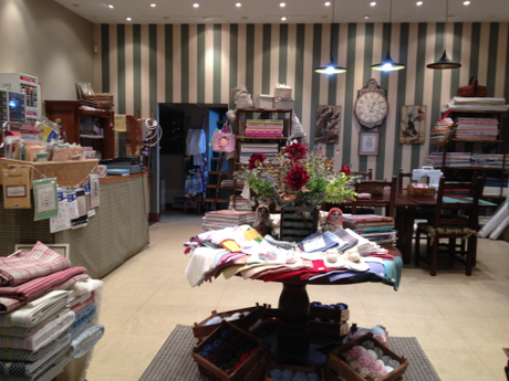 'El atelier de los deseos' de Agnès Martin-Lugand