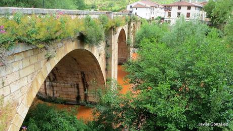 Burgos. Covarrubias. El misterio del río colorado. The mystery of the Colorado River