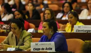 Resultado de imagen de mujeres cubanas defensa