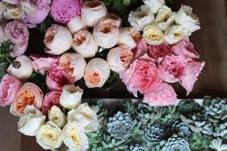 Letras decoradas con flores para tu boda