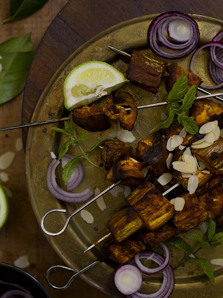 BROCHETAS DE BERENJENA ESTILO TANDOORI