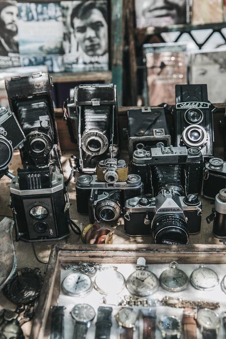 Mercado Cuba-Habana_Vieja-Suede_Skirt-Lace_UP_Body-Privacy_Please-Wedges-Outfit-Collage_Vintage-Travels-Street_Style-Backpack-8