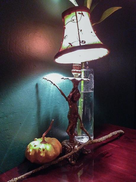 Detalle de mesa El Pla baco y boca