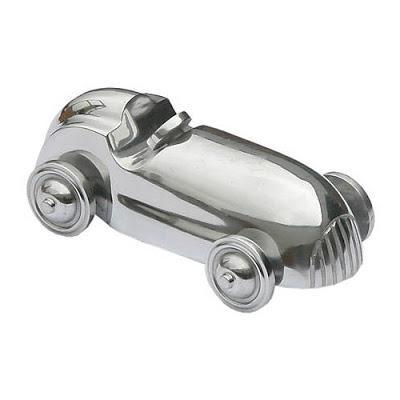 figura de coche de alluminio