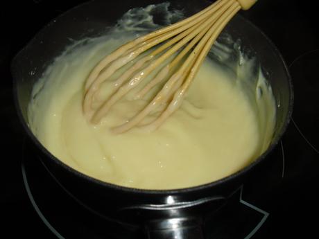 BARQUITAS DE HOJALDRE Y CREMA PASTELERA, BOSKIBA