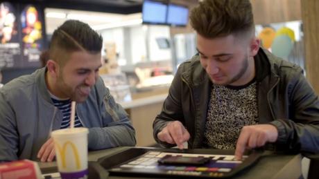 McDonald’s convierte el mantel de sus bandejas en un teclado musical